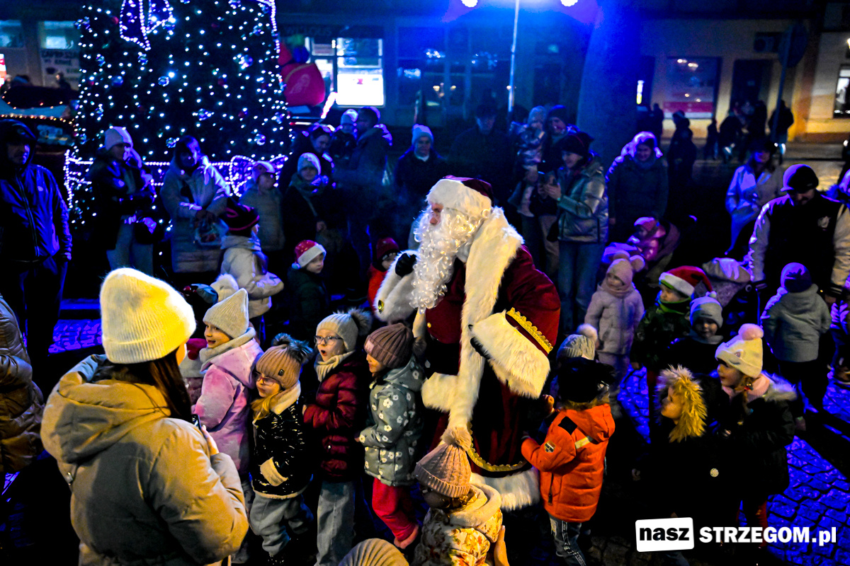 Magia nadchodzących świąt zawitała do Strzegomia [FOTO] 